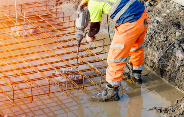 Best Concrete Demolition Services in Delavan, IL